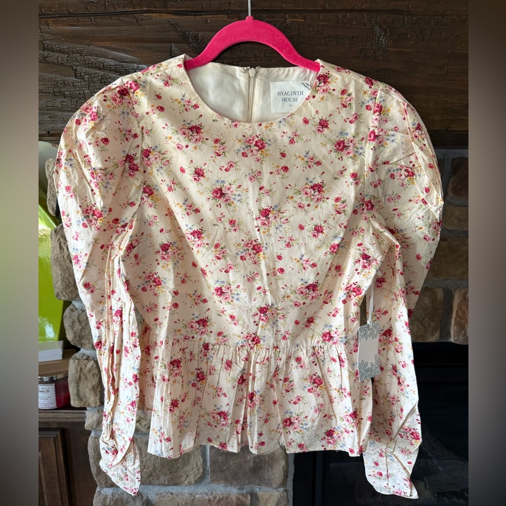 Hyacinth House Floral Puff Sleeve Peplum Hem Top NWT